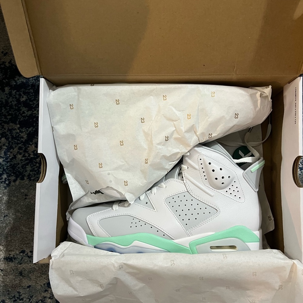 Jordan 6 - Picture 7 of 7